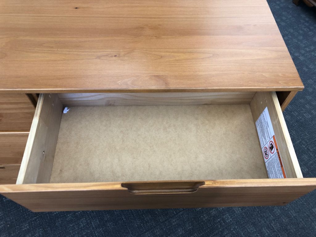 CARAMEL PINE 6 DRAWER DRESSER.