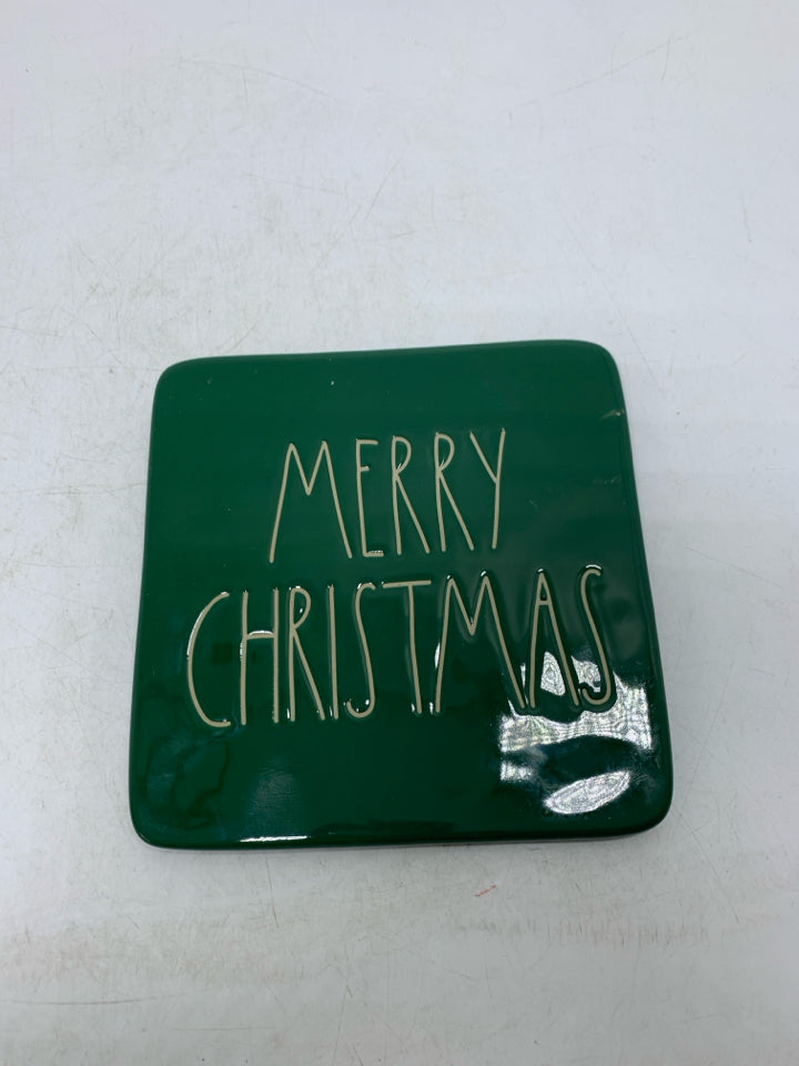 RAE DUNN DARK GREEN MERRY CHRISTMAS TRIVET.