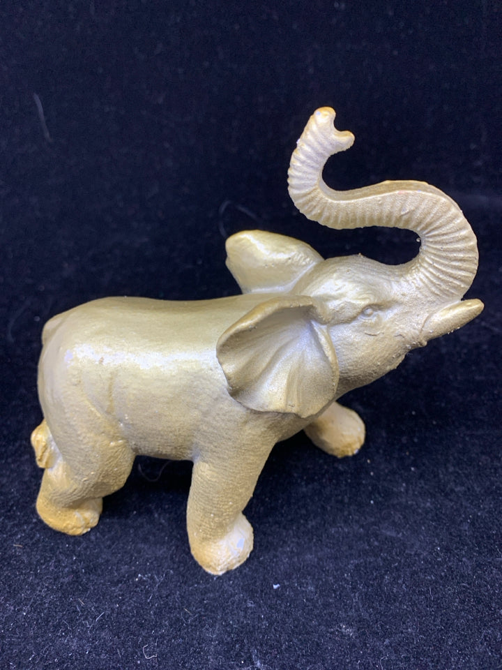 GOLD ELEPHANT DESK DECOR.