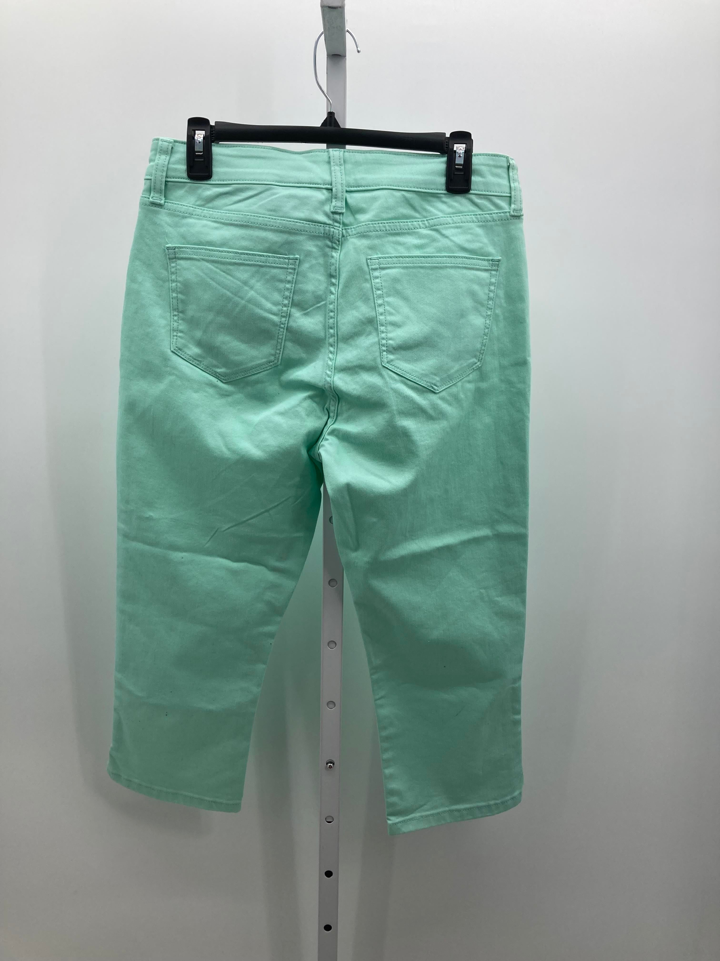 St. Johns Bay Size 8 Misses Capri Pants
