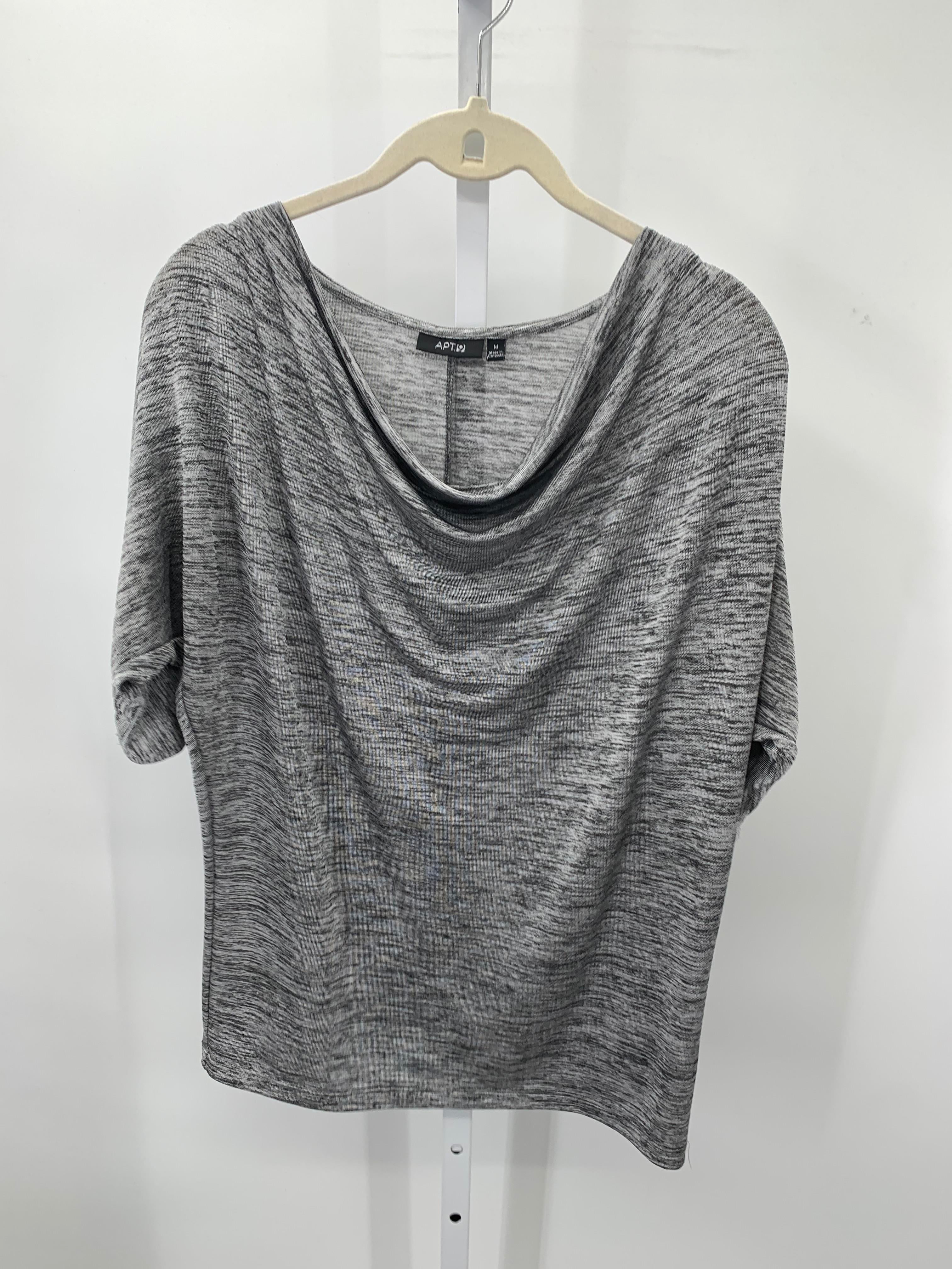 Apricot Size Medium Misses Short Sleeve Shirt