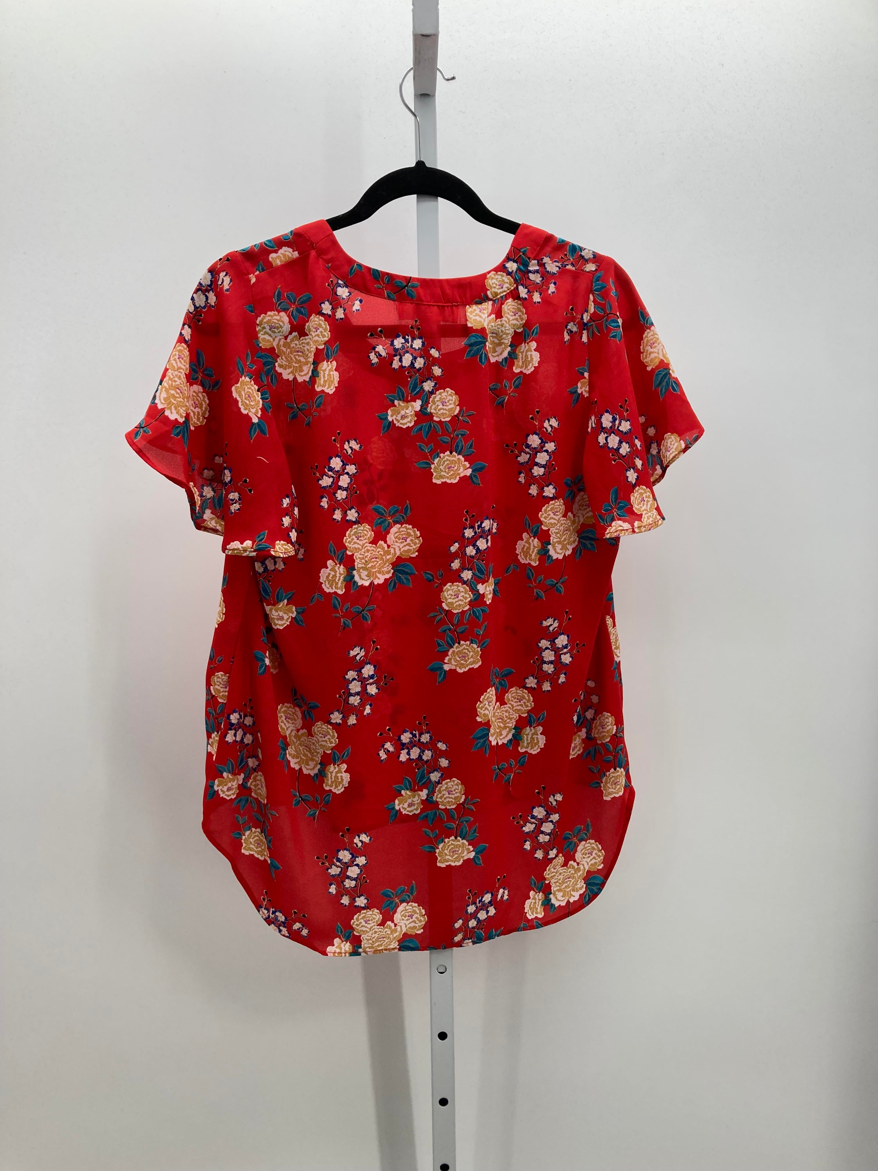Pink Rose Size Large Juniors Short Sleeve Shirt