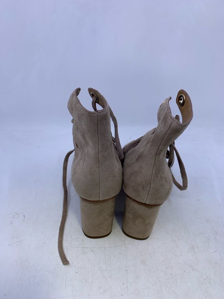 Coach L Shoe Size 7 Ladies Shoes
