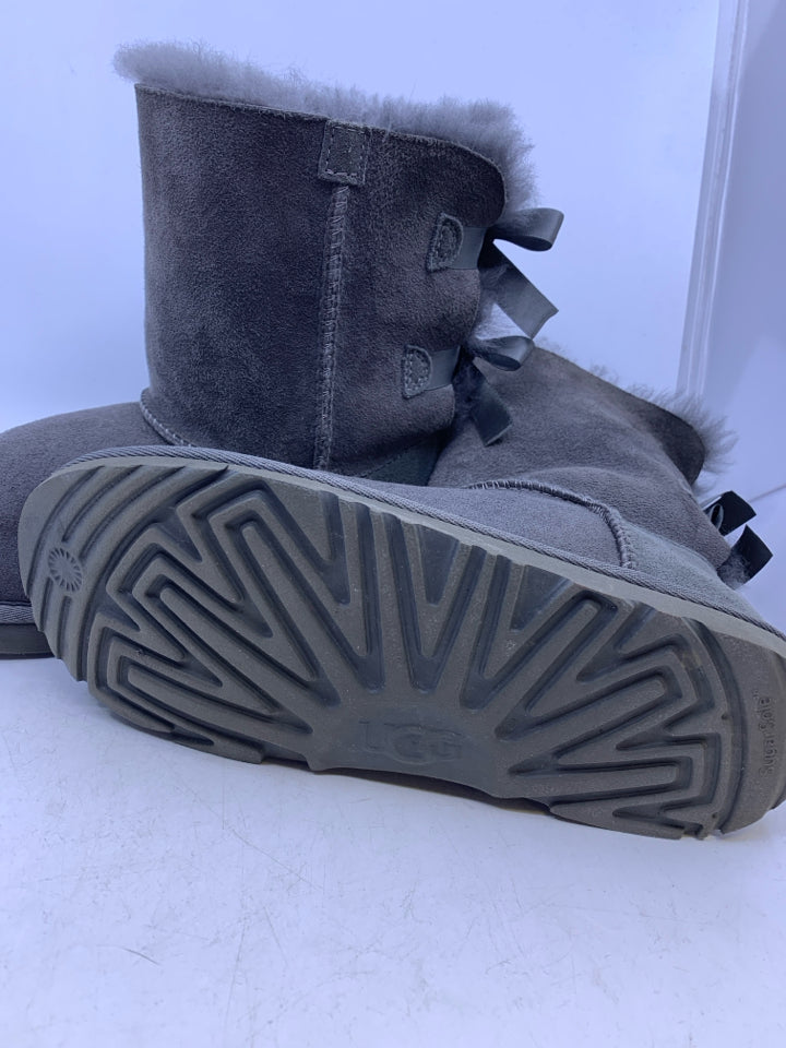 UGG Size 6 Boots