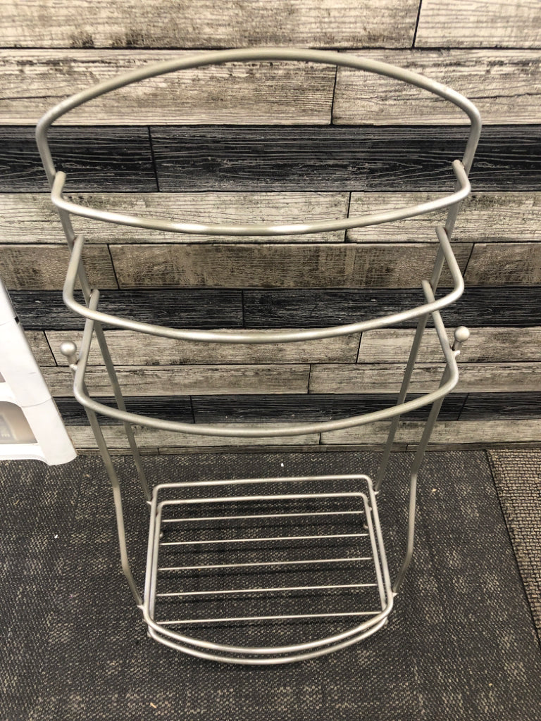 HEAVY METAL TOWEL HOLDER/VALET.
