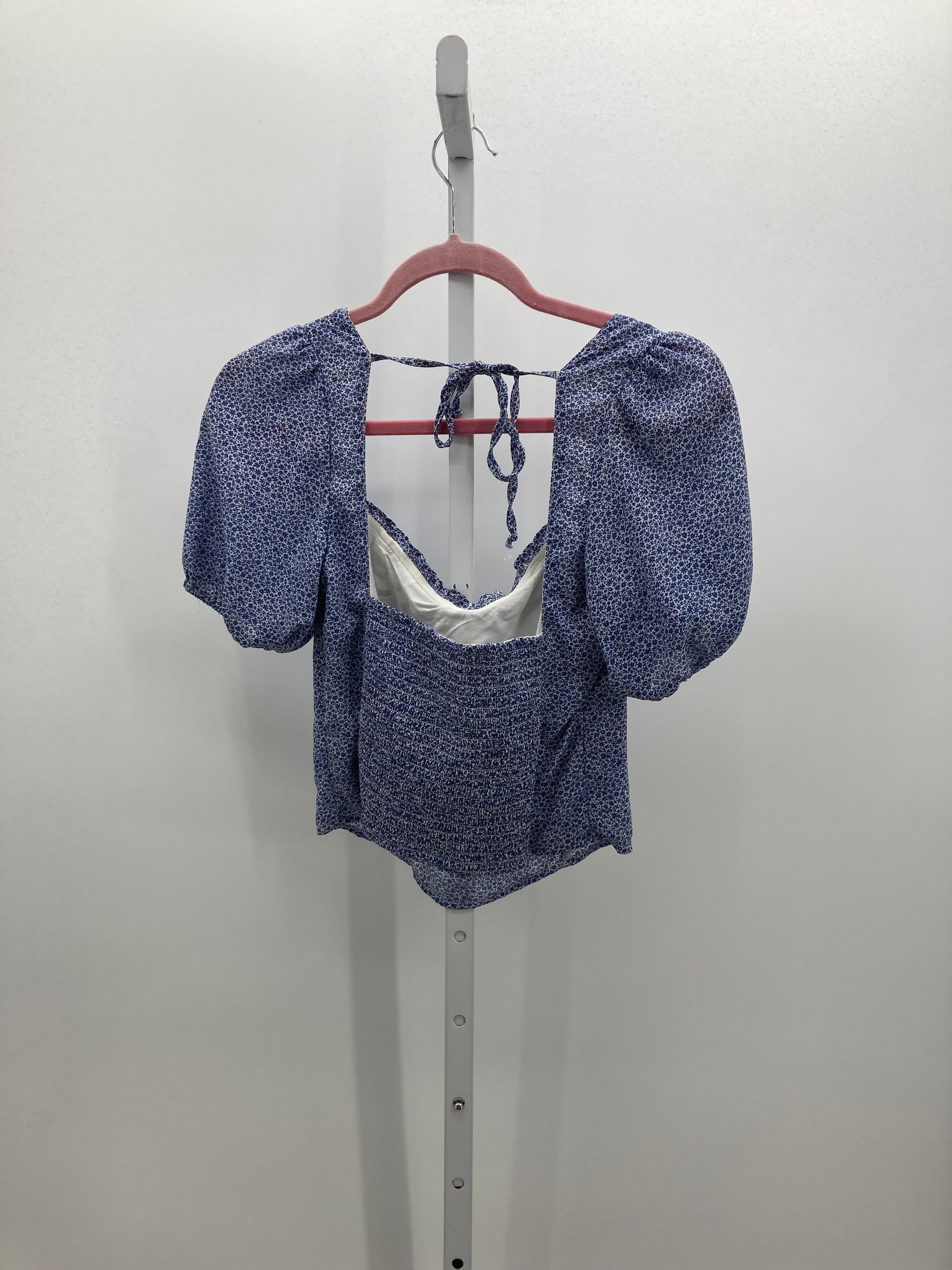 Abercrombie Size Small Juniors Short Sleeve Shirt