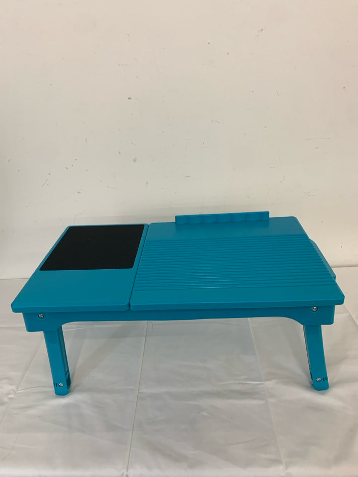 TEAL ADJUSTABLE LAPTOP TABLE.