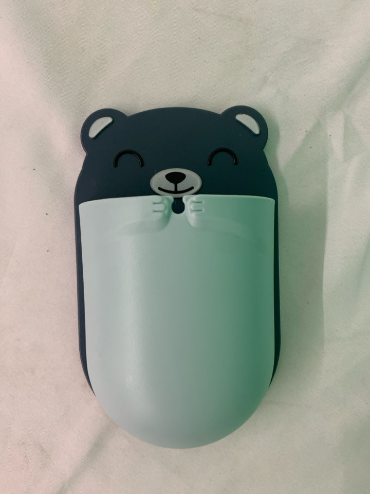 BLUE OTTER SPONGE HOLDER.