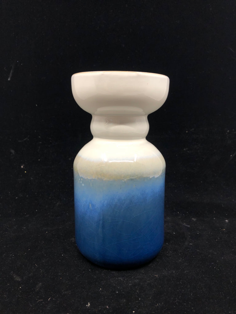 BLUE AND WHITE CANDLE HOLDER.