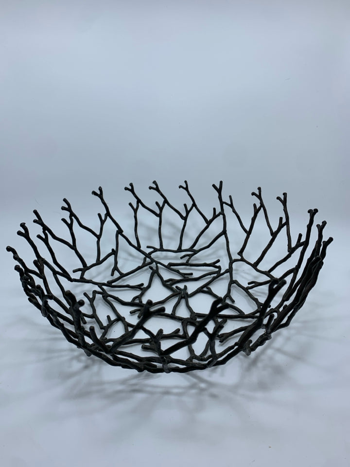 METAL BRANCH FRUIT BOWL.