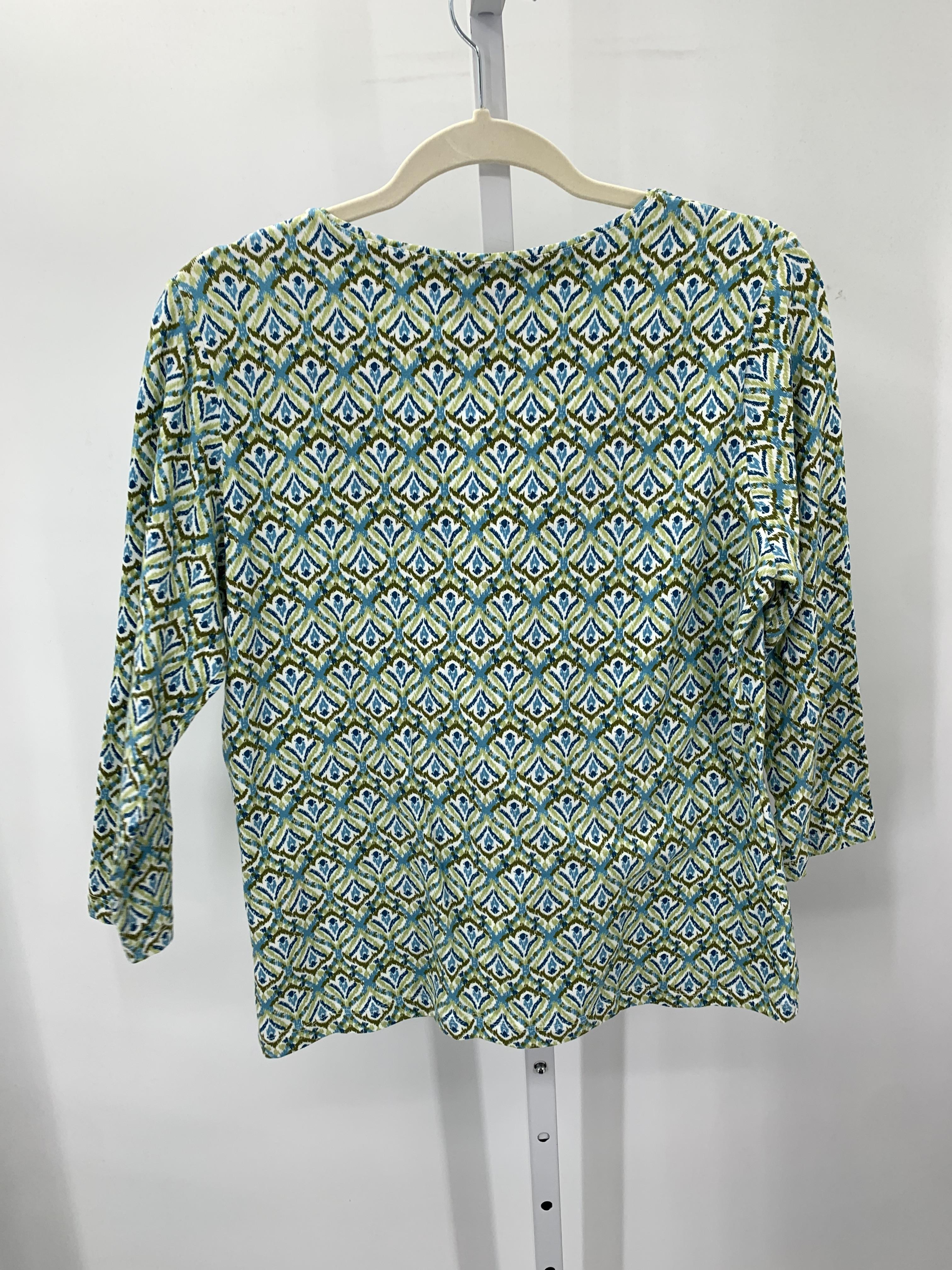 Size Medium Misses 3/4 Sleeve Shirt