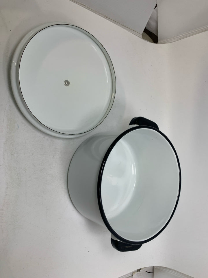 ENAMEL POT W/ HANDLES/LID BLACK EDGE.