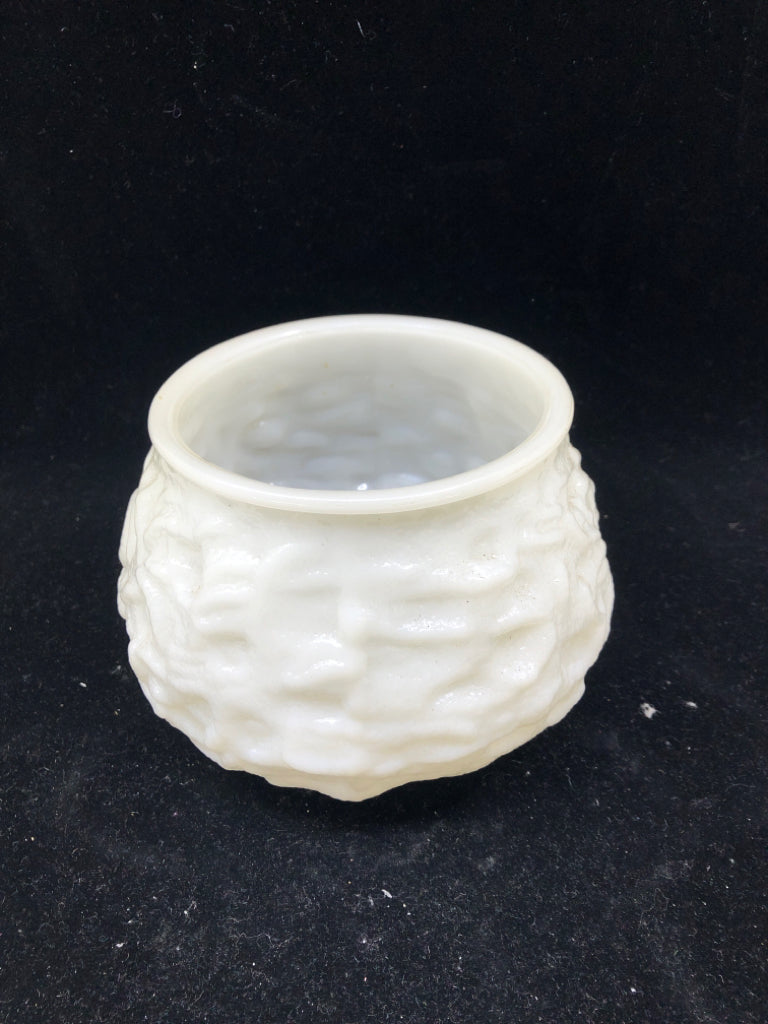 WHITE GLASS TEXTURED PLANTER.