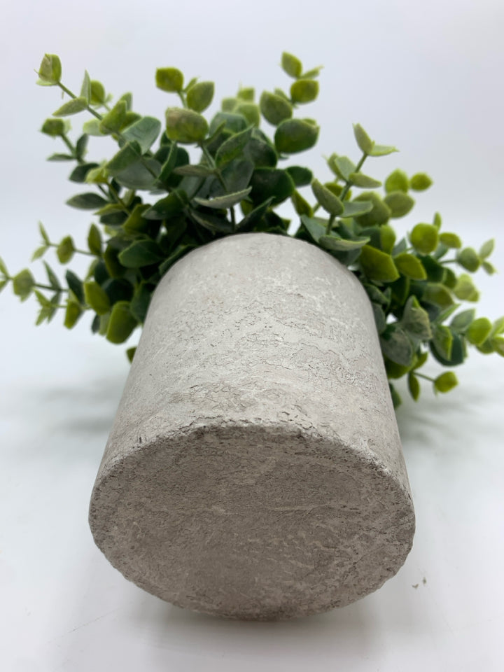 SM FAUX EUCALYPTUS IN PLANTER.