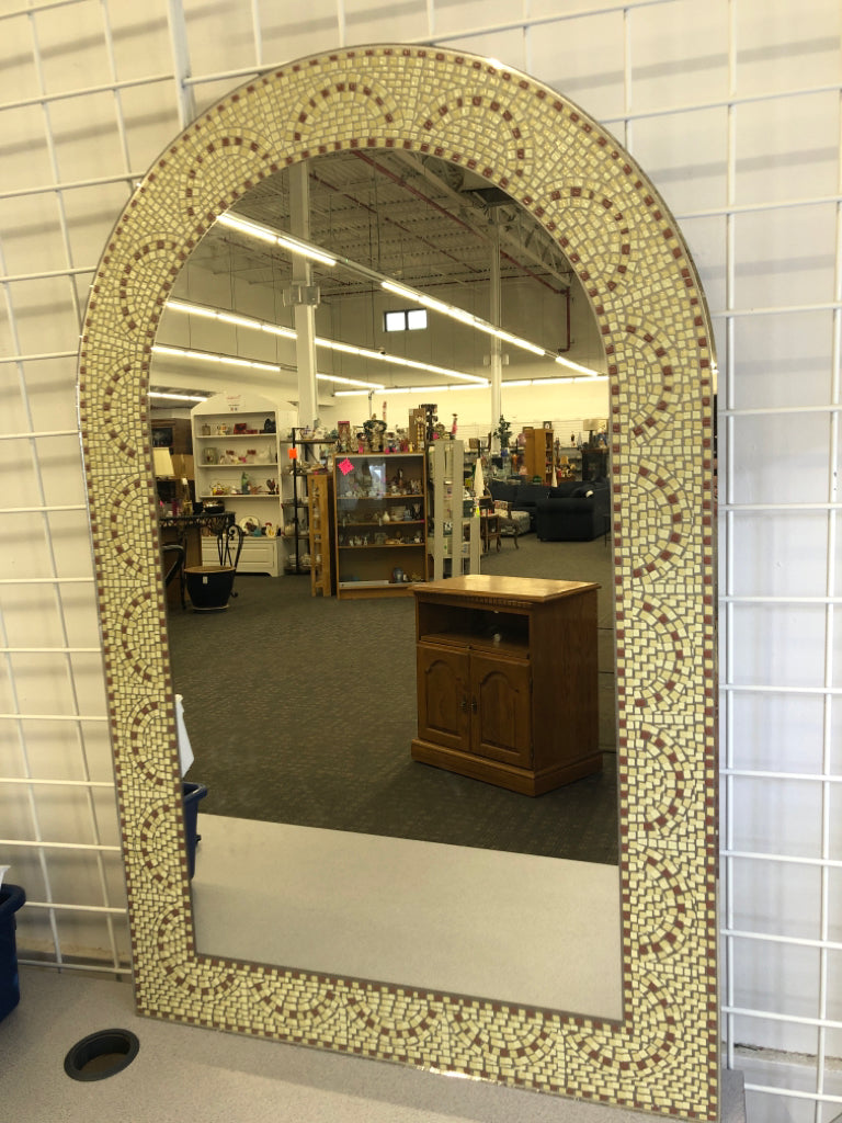 MOSIAC FRAME ARCHED WALL MIRROR.