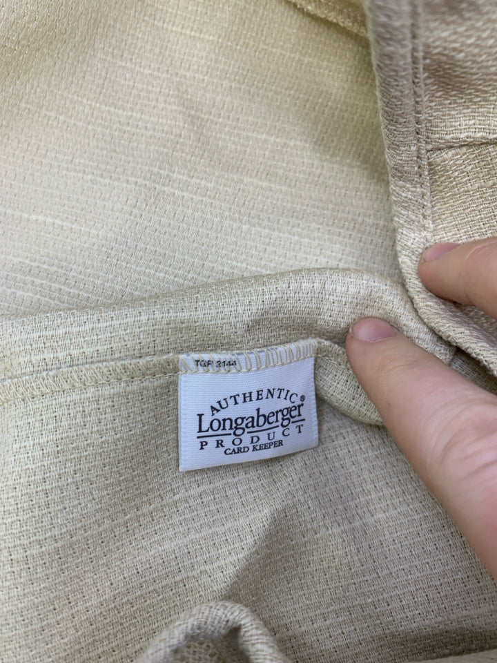 BEIGE CARD KEEPER LINER IN BAG.