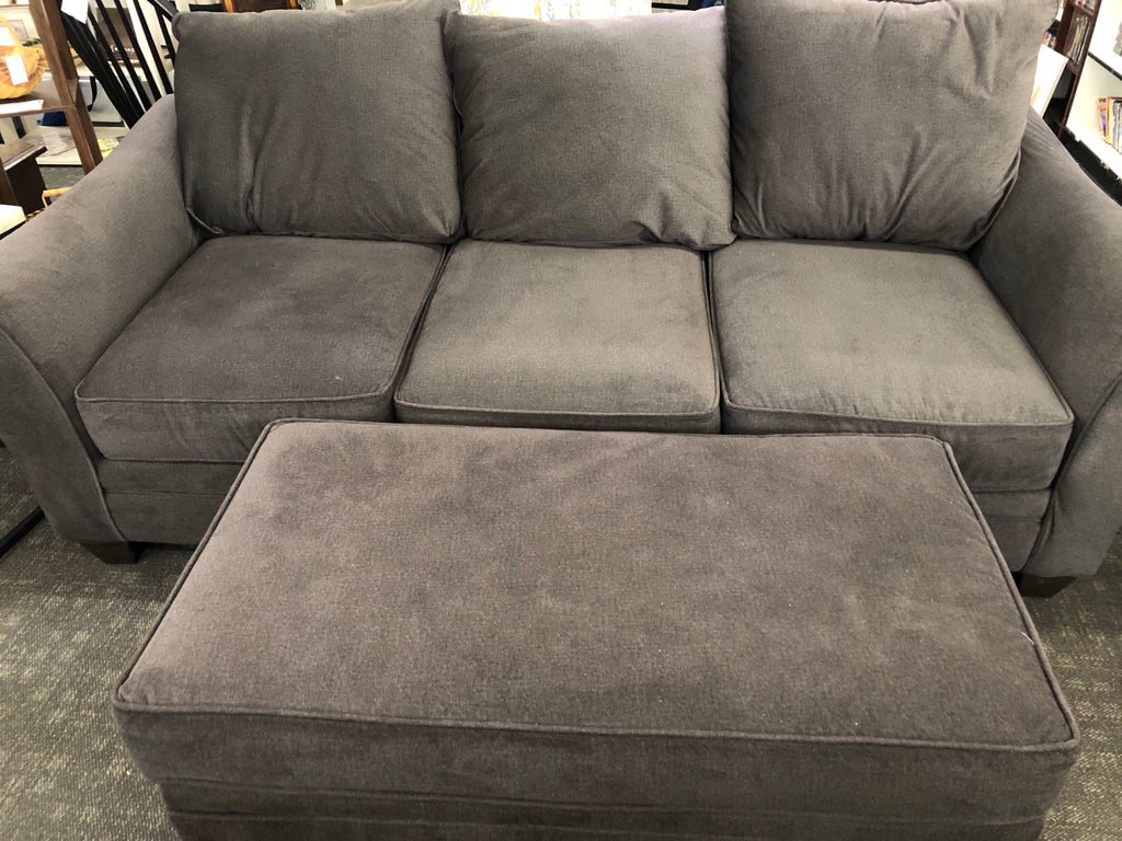 SOFT GRAY SOFA W/OTTOMAN & 3 PILLOWS.