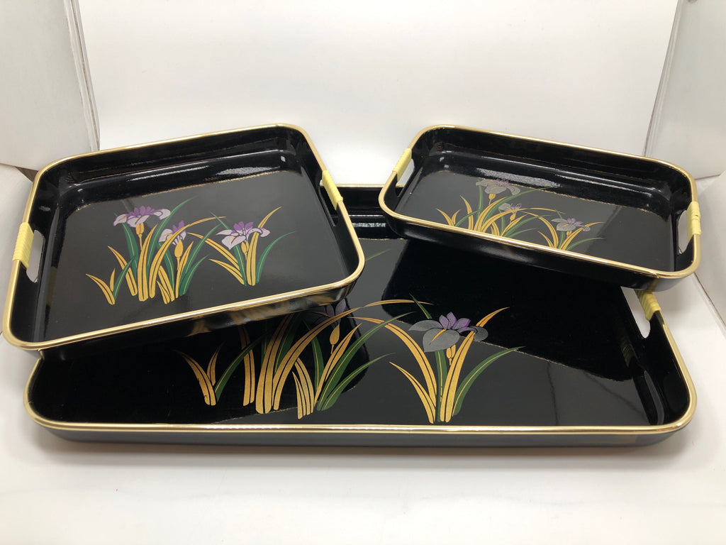 3PC VTG STYLE BLACK NESTING SERVING TRAYS W/PURPLE FLORALS.