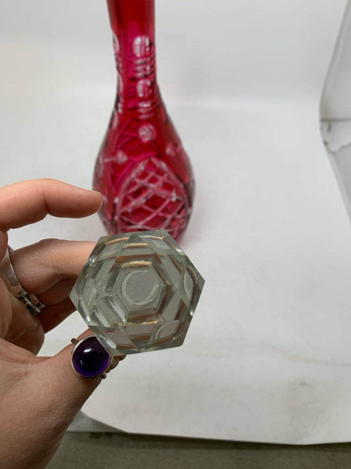 VTG HEAVY ETCHED FLOWERS CRYSTAL DECANTER.