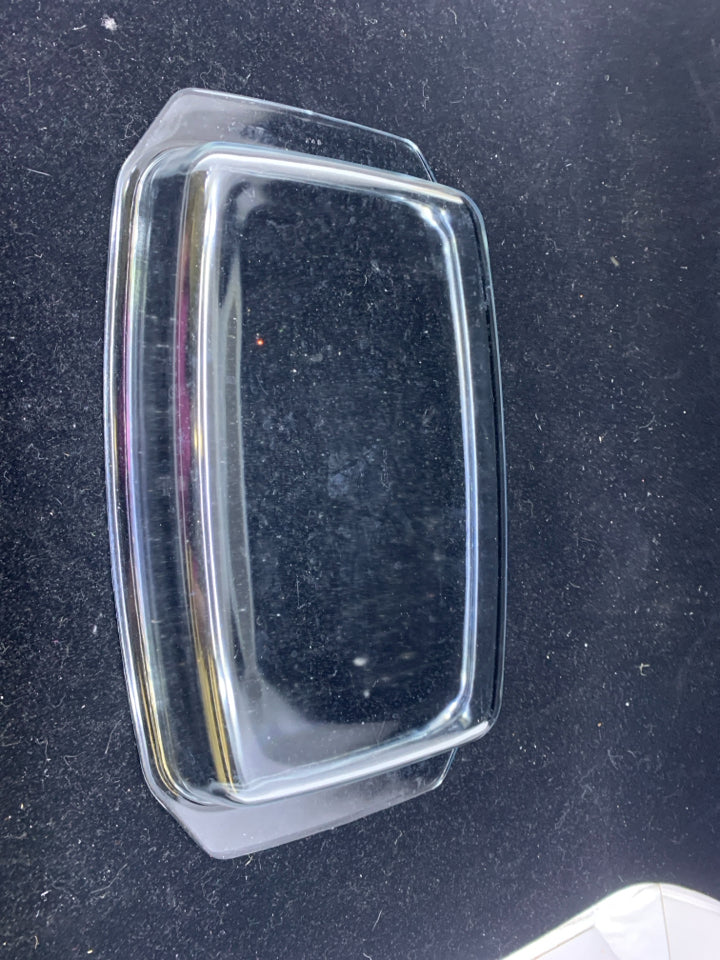 RECTANGLE GLASS PYREX BAKING PAN W HANDLES.