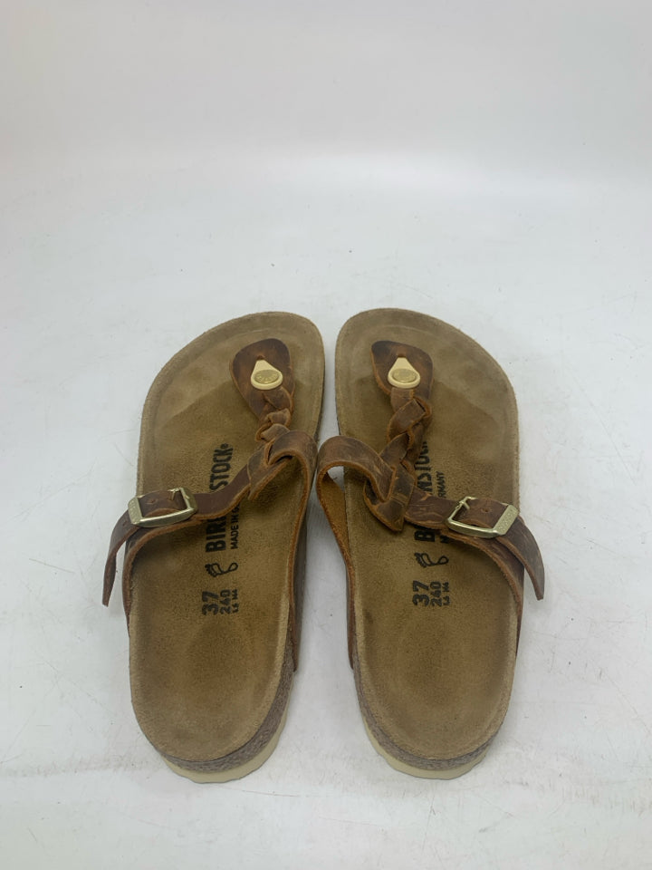 Birkenstock L Shoe Size 6 Sandals