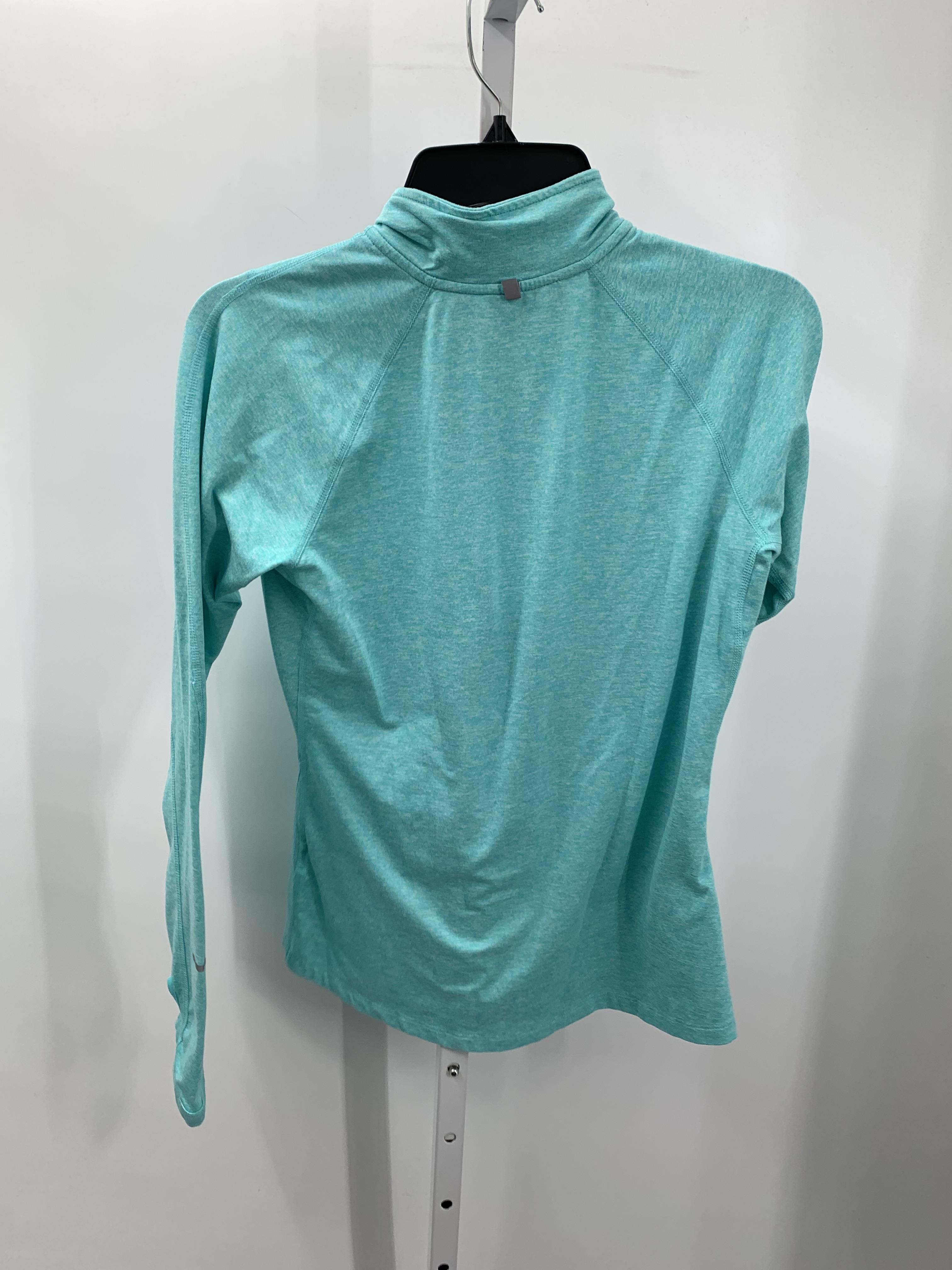 Nike Size Small Misses Long Sleeve Shirt