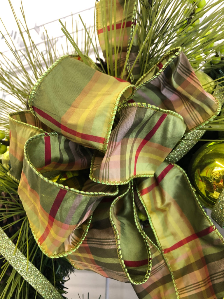 WREATH GREEN GLITTER RIBBON BULBS.