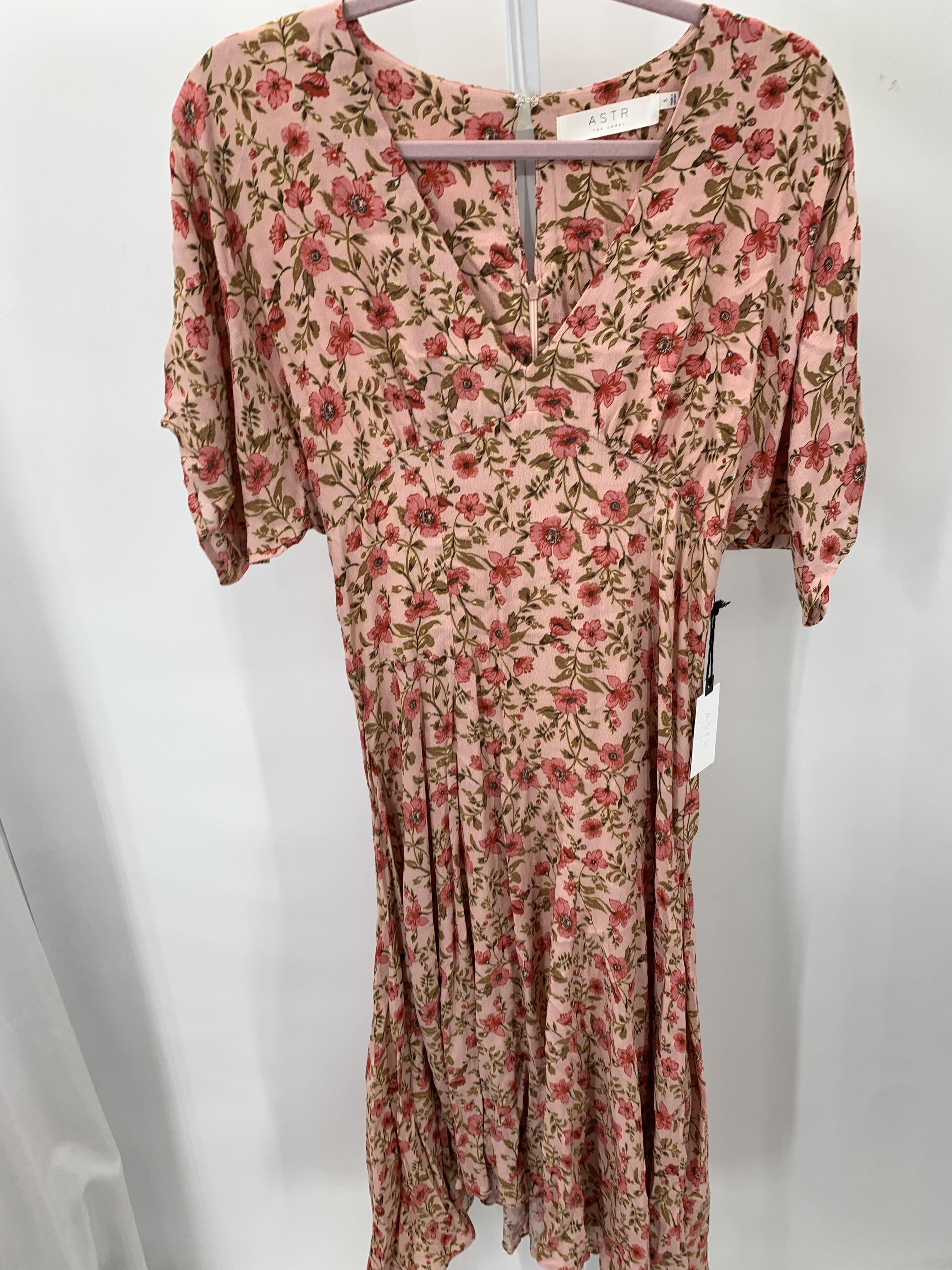 Size Small Misses Short Sleeve Dress