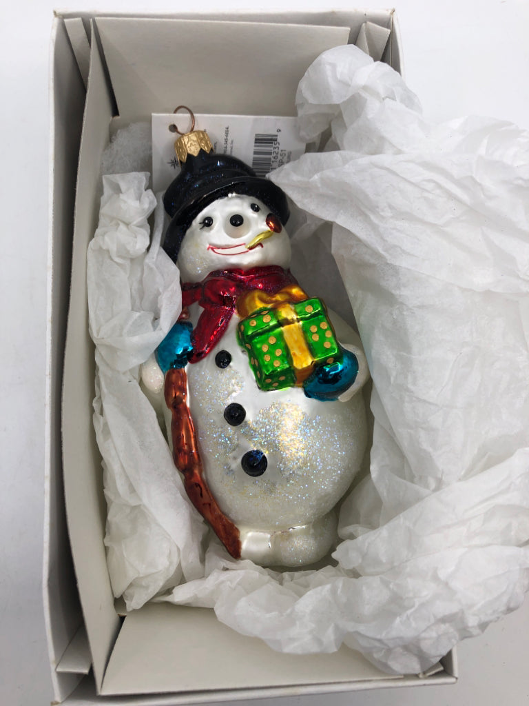 1999 MR ICEBURG SNOWMAN CHRISTOPHER RADKO ORNAMENT.