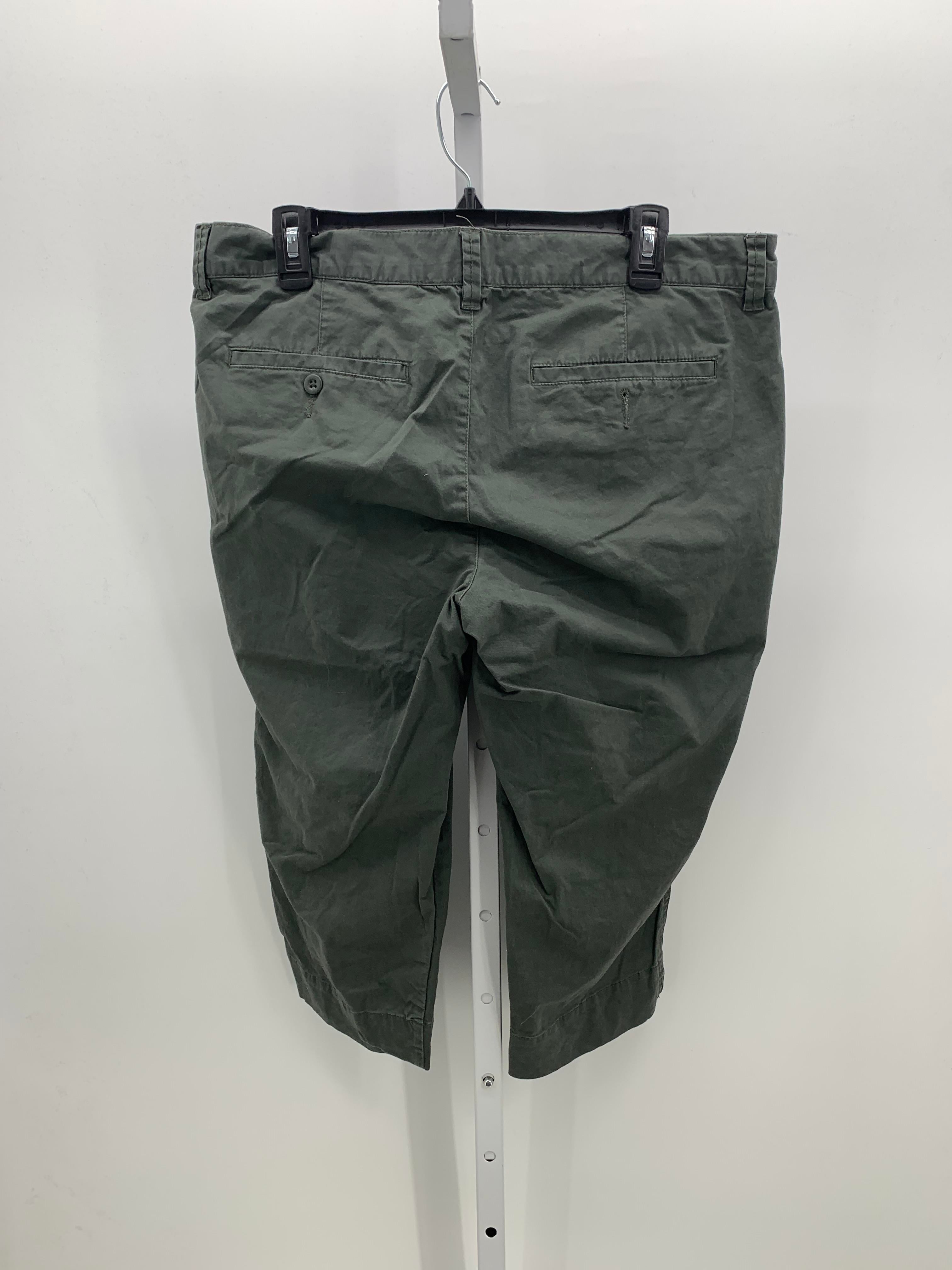 Khakis Size 12 Misses Capri Pants