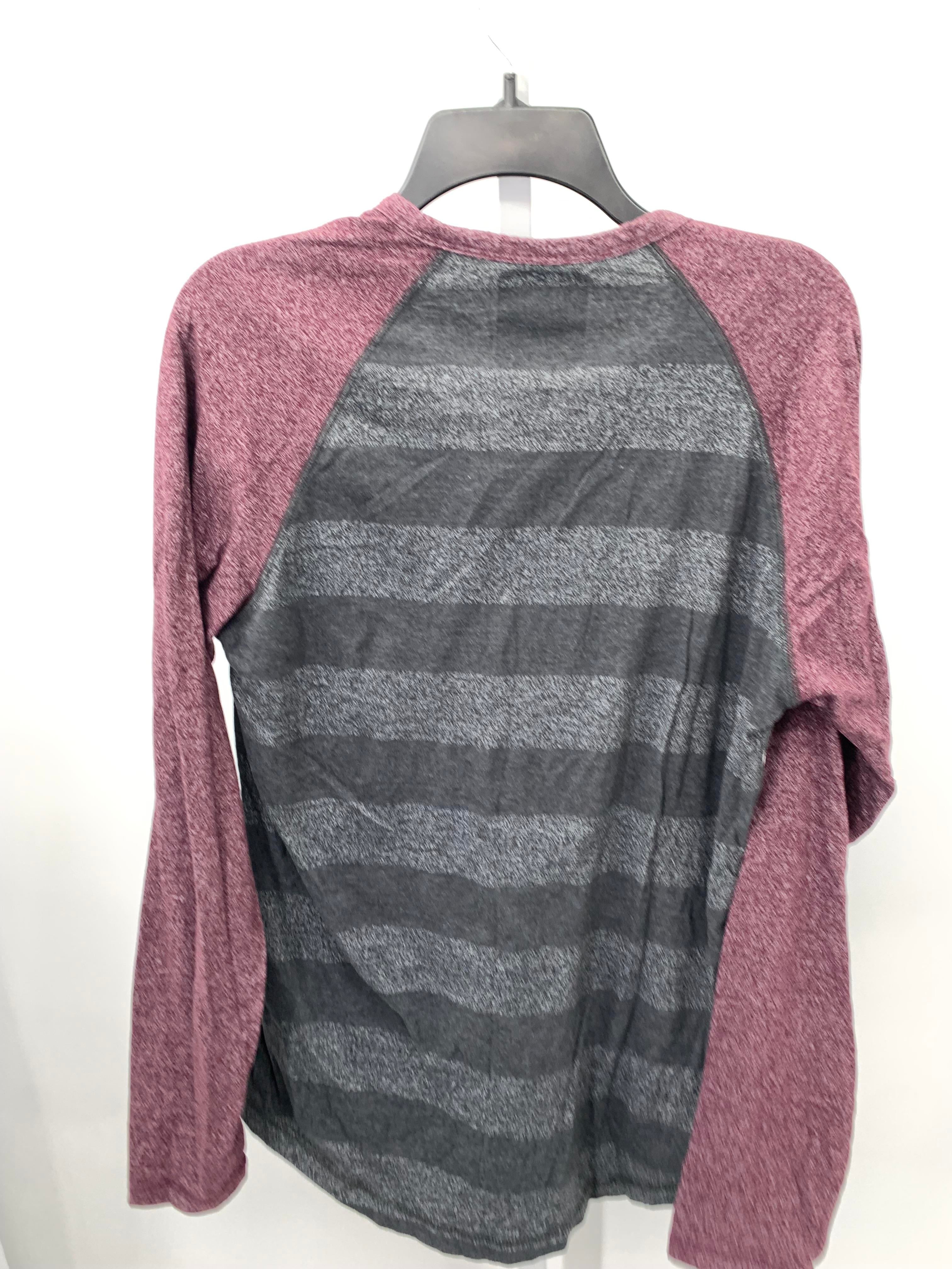 Modern culture Size Medium Juniors Long Sleeve Shirt