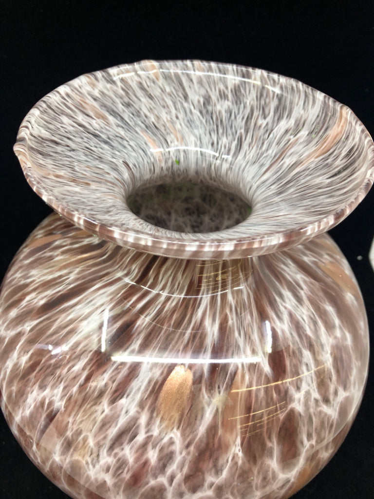 BLOWN GLASS BROWN/WHITE VASE W/FLARED NECK.