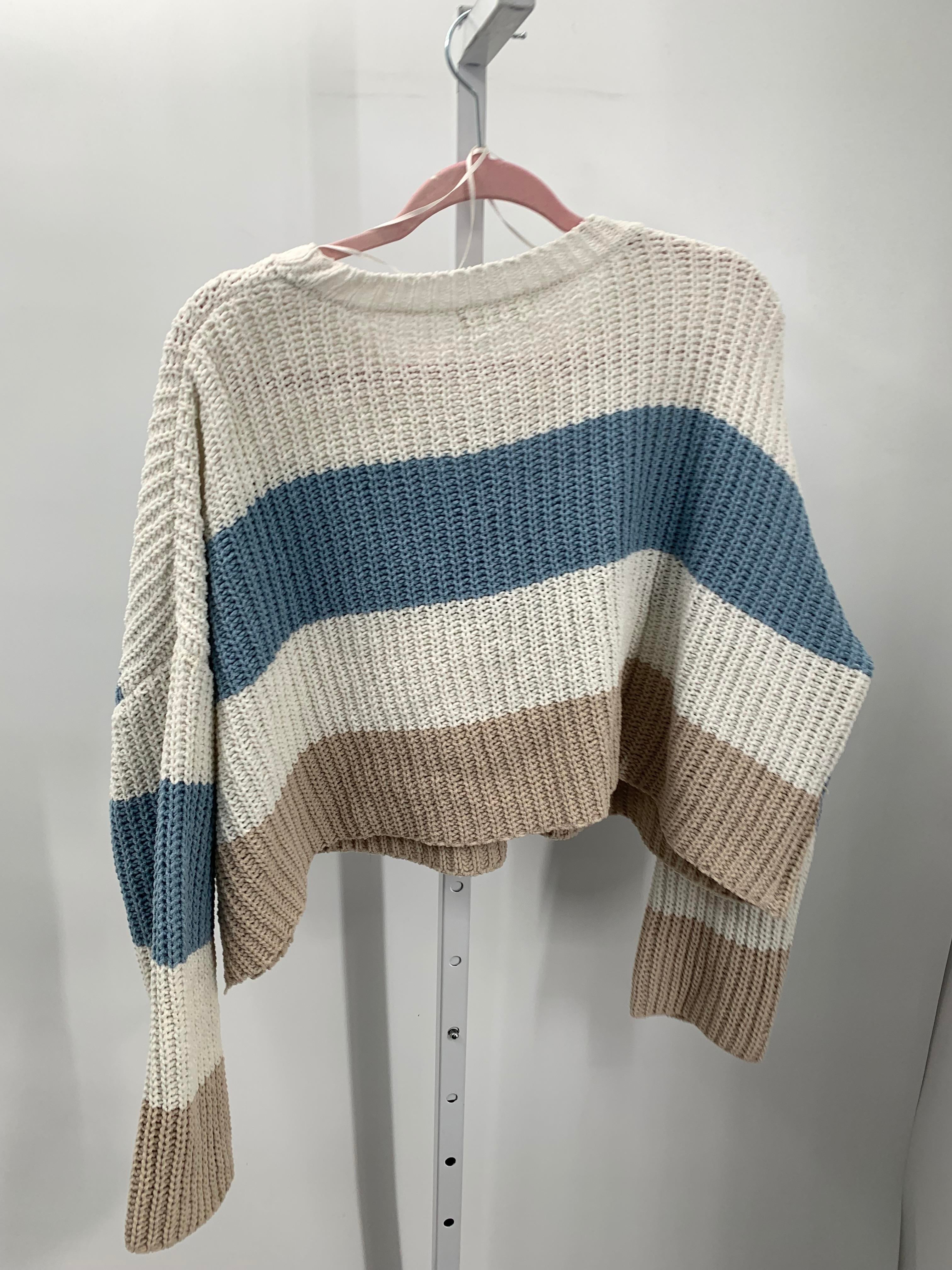 Size Medium Juniors Long Sleeve Sweater