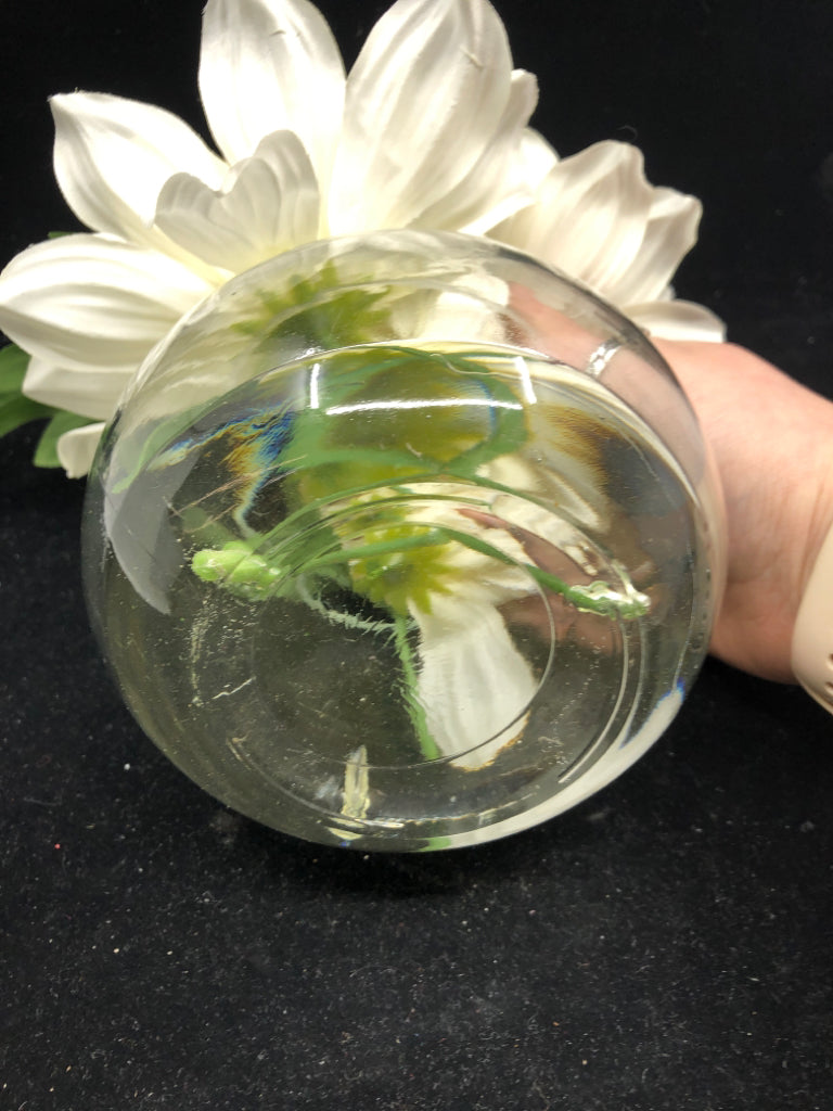 FAUX WHITE FLOWERS IN GLASS VASE.