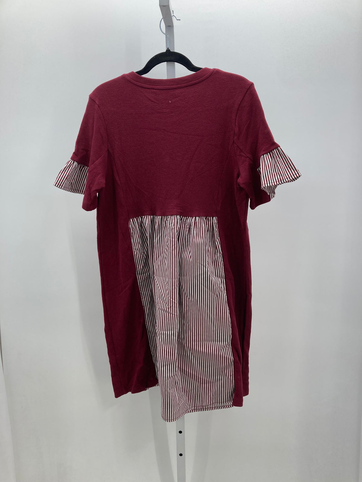 Size Medium Misses Short Sleeve Dress