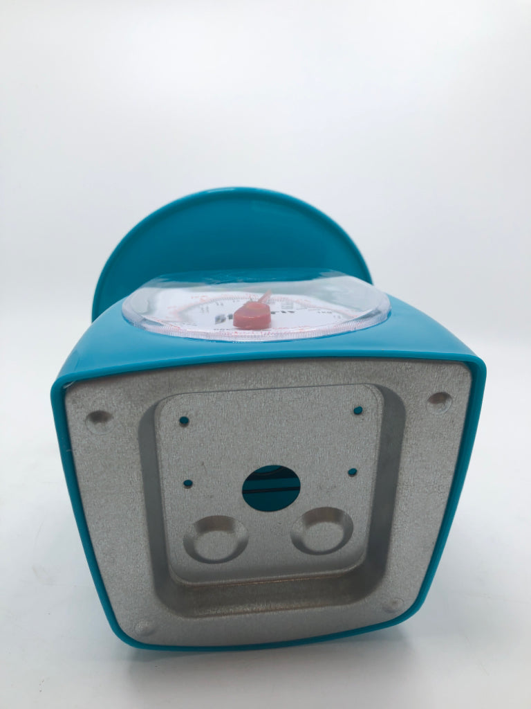 NIB BLUE STARFRIT KITCHEN SCALE.