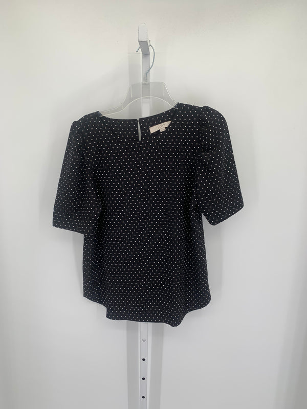 Loft Size Small Misses Short Sleeve Shirt