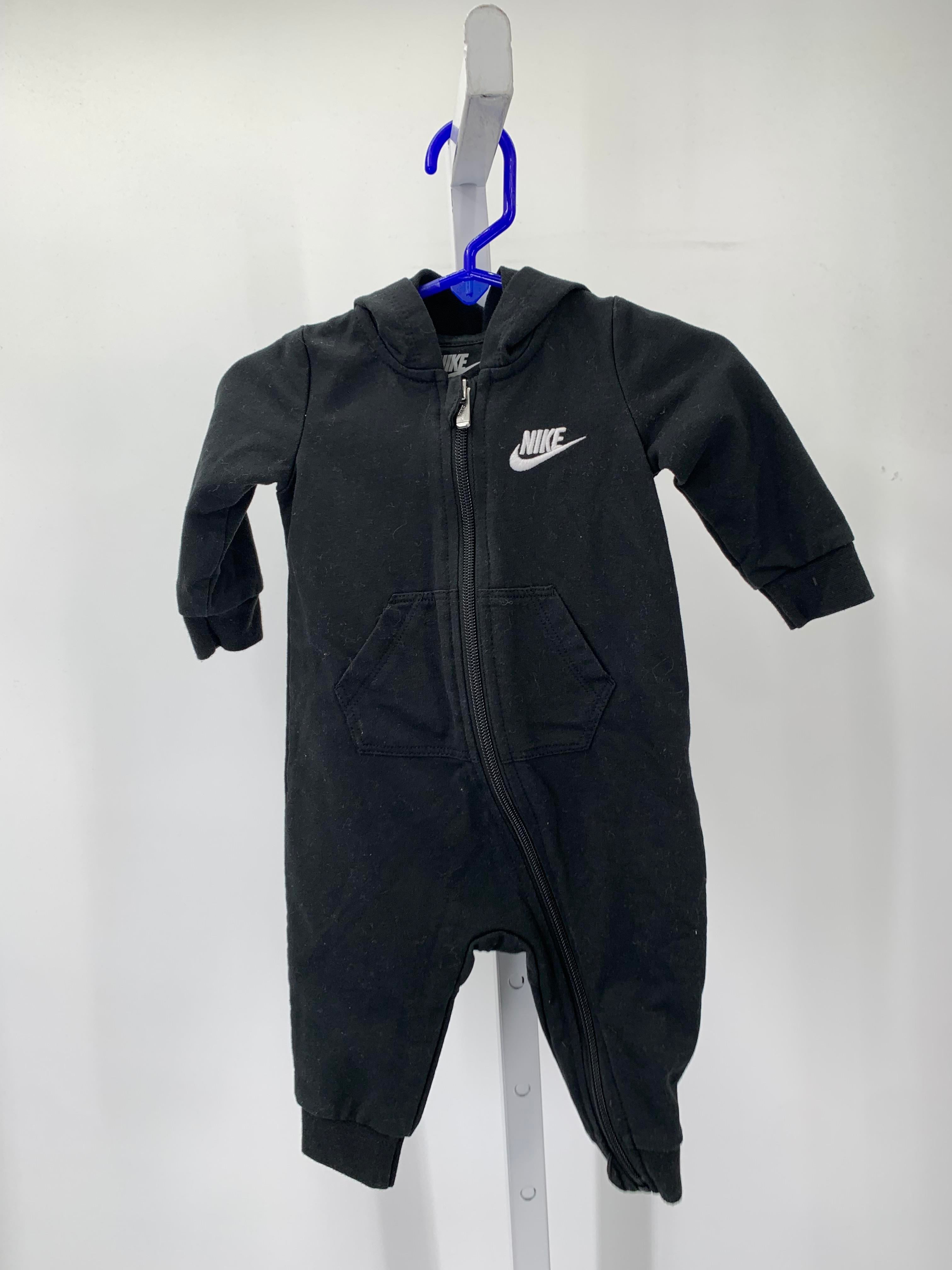 HOODED ZIP KNIT