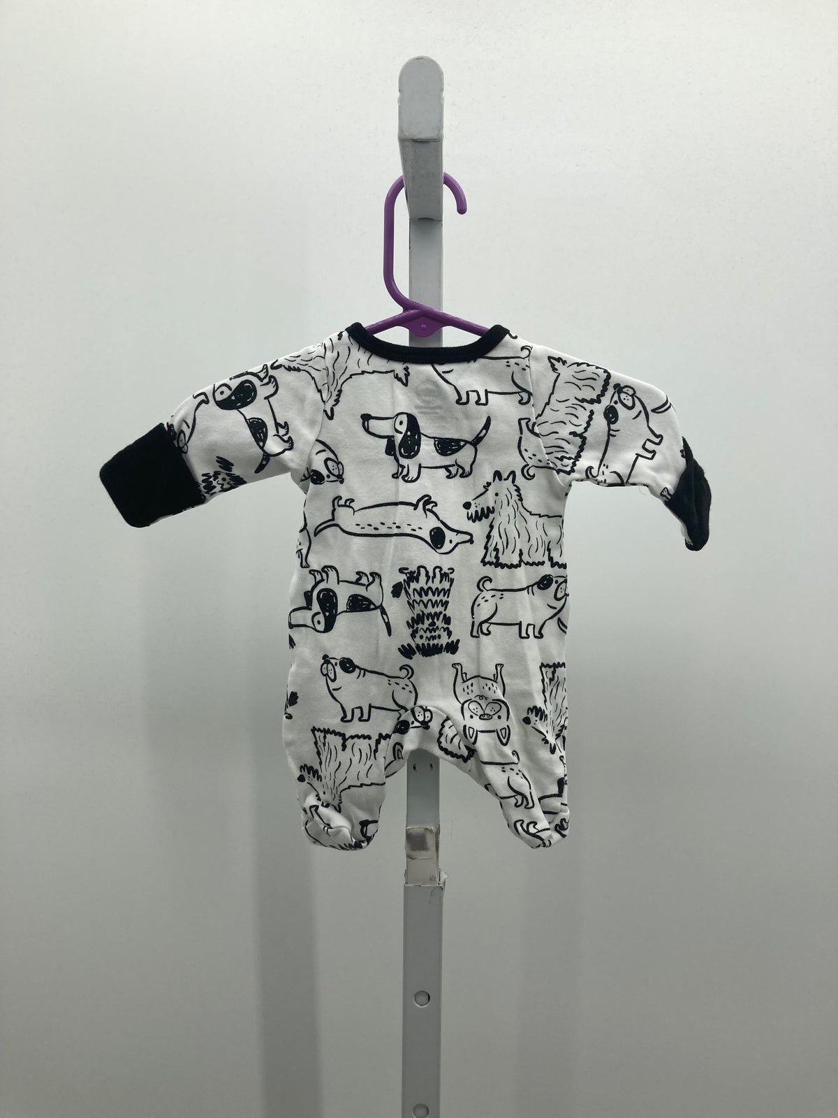 BLACK ANIMALS PRINT