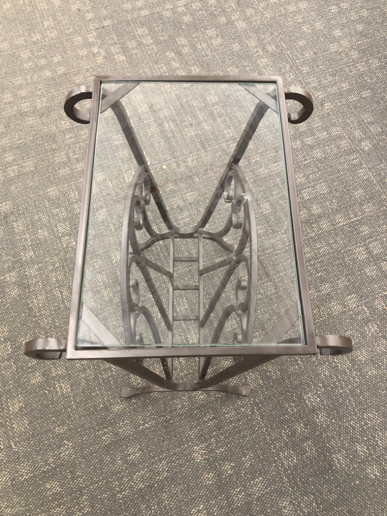 WROUGHT IRON SIDE TABLE W/GLASS TOP.