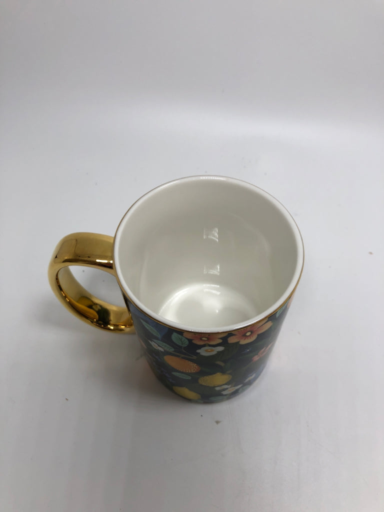 LEMON MUG W/GOLD ACCENTS.