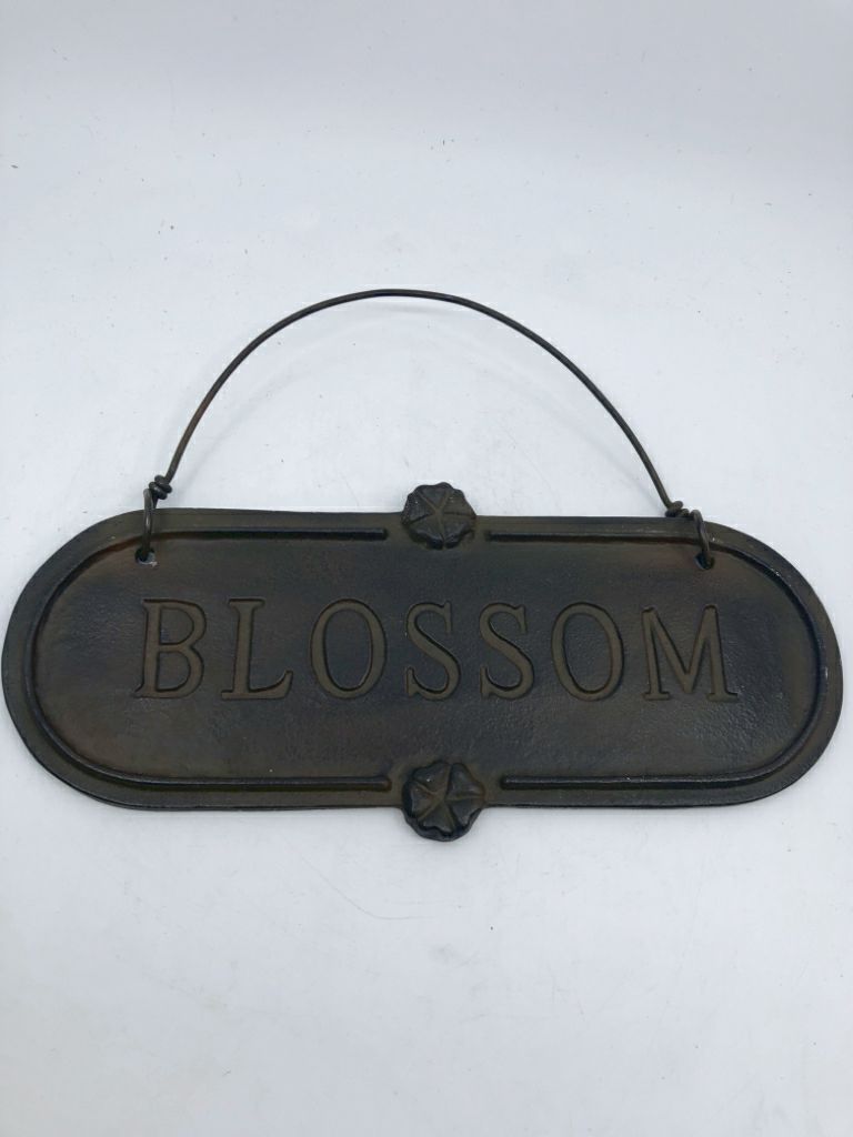 METAL "BLOSSOM" WALL HANGING.
