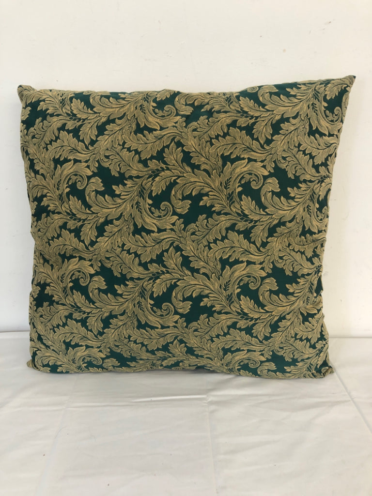 DARK GREEN AND CREAM SCROLL PILLOW.