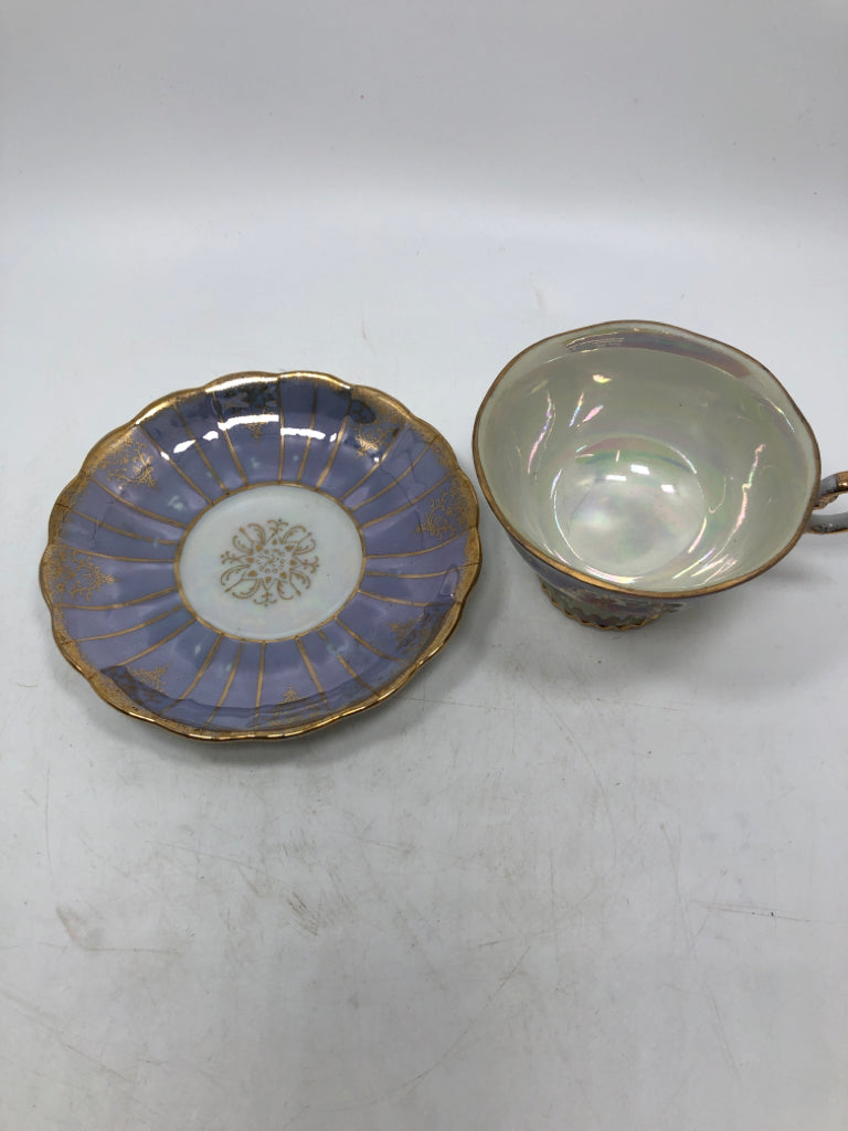 VTG BLUE CUP/SAUCER.