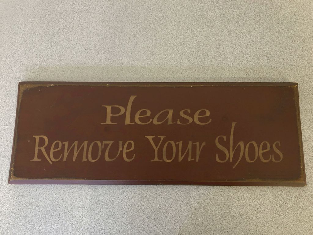MAROON PLEASE REMOVE SHOES- WALL ART.