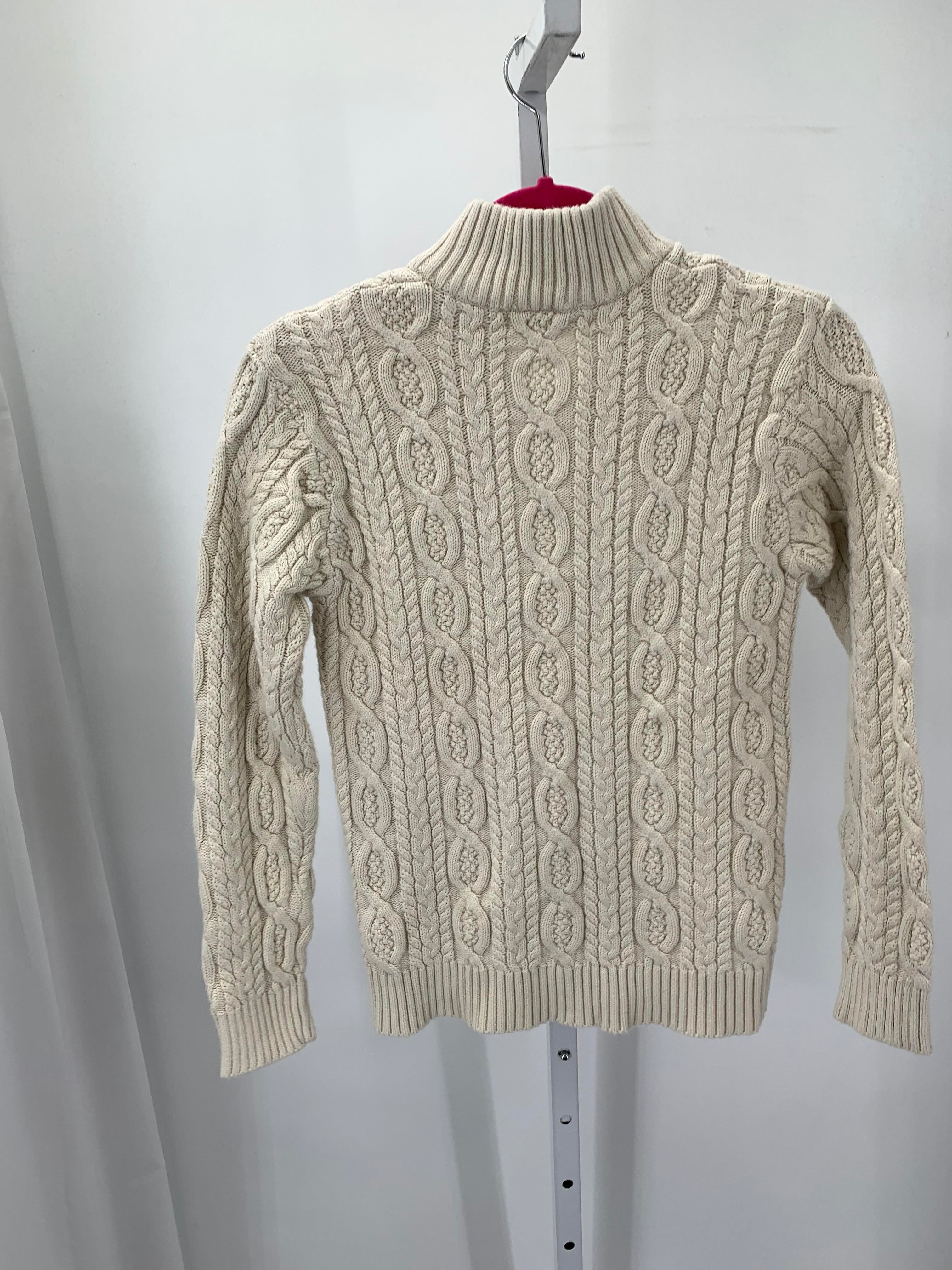 CABLE KNIT SWEATER.