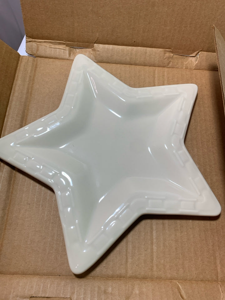 NIB LONGABERGER STAR PLATE.