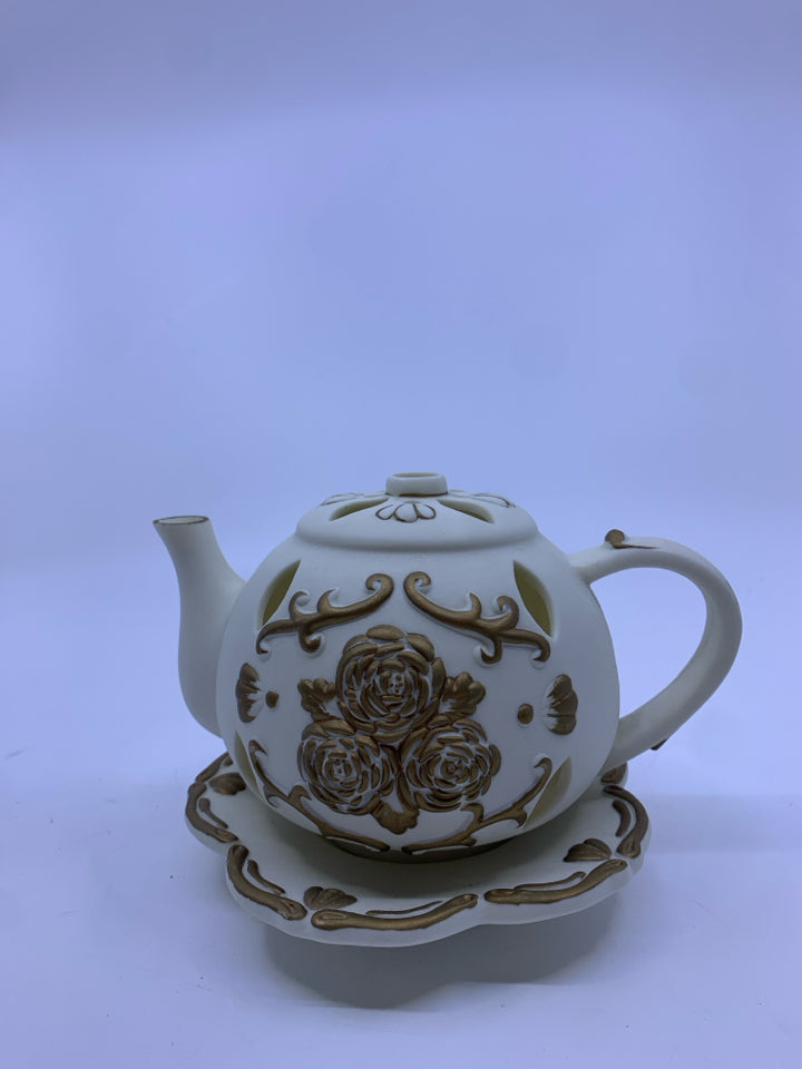 CREAM W GOLD ACCENTS CERAMIC TEAPOT TEA LIGHT HOLDER.