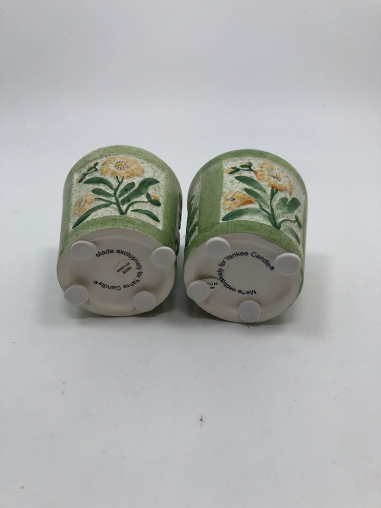 2 GREEN FLORAL YANKEE CANDLE TEALIGHT HOLDERS.