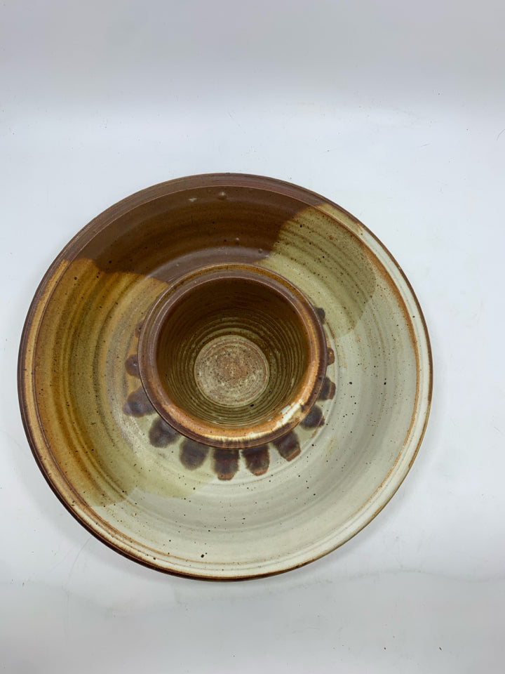 BROWN STONEWARE POTTERY CHIP N DIP SERVER.